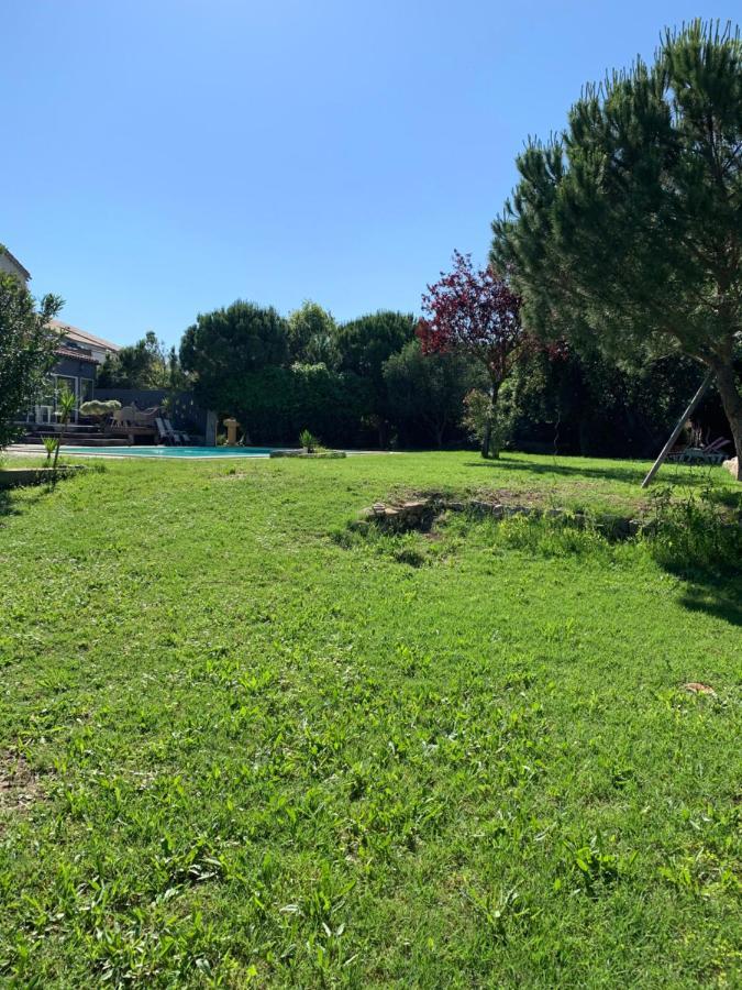 Le Jardin De Lacoste Ναρμπόν Εξωτερικό φωτογραφία